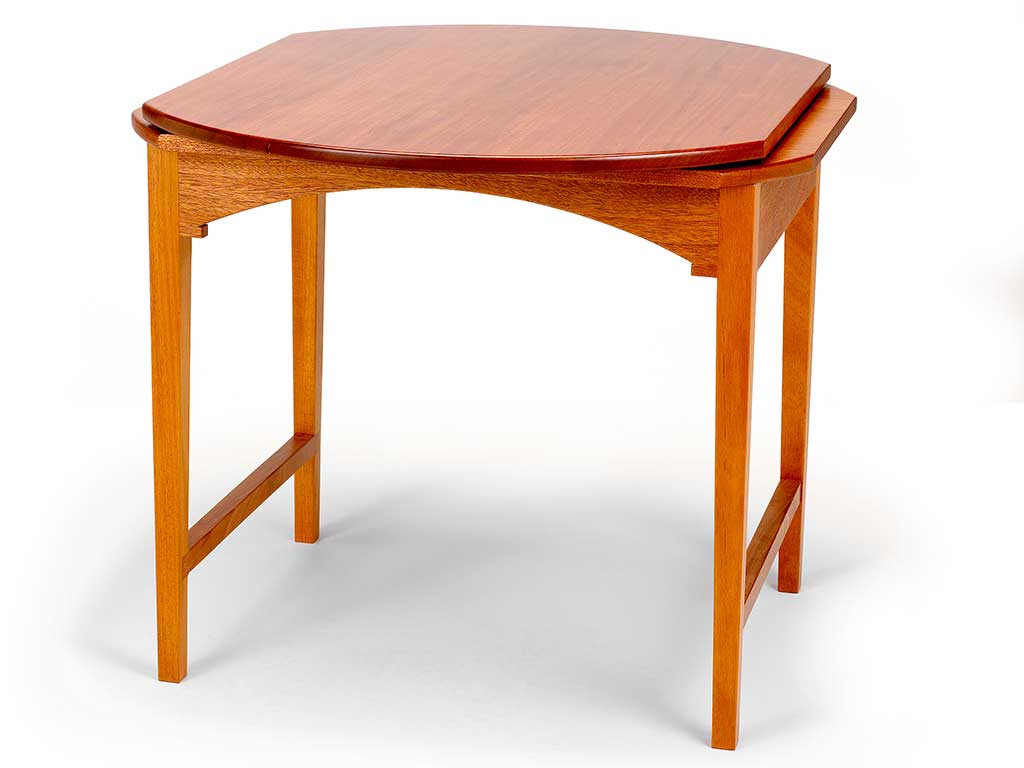 Monticello mahogany Revolving Table®